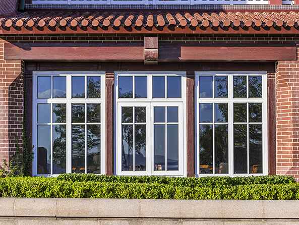 When Should Windows Be Replaced? A Homeowner's Guide to Making the Right Decision for New Windows